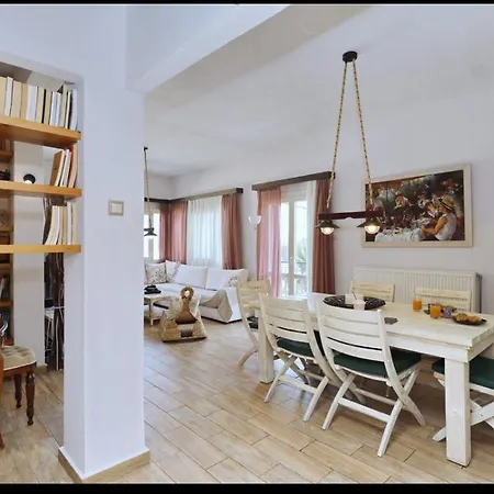 Savvina House Skopelos Town
