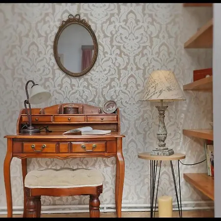 Savvina House * Skopelos stad
